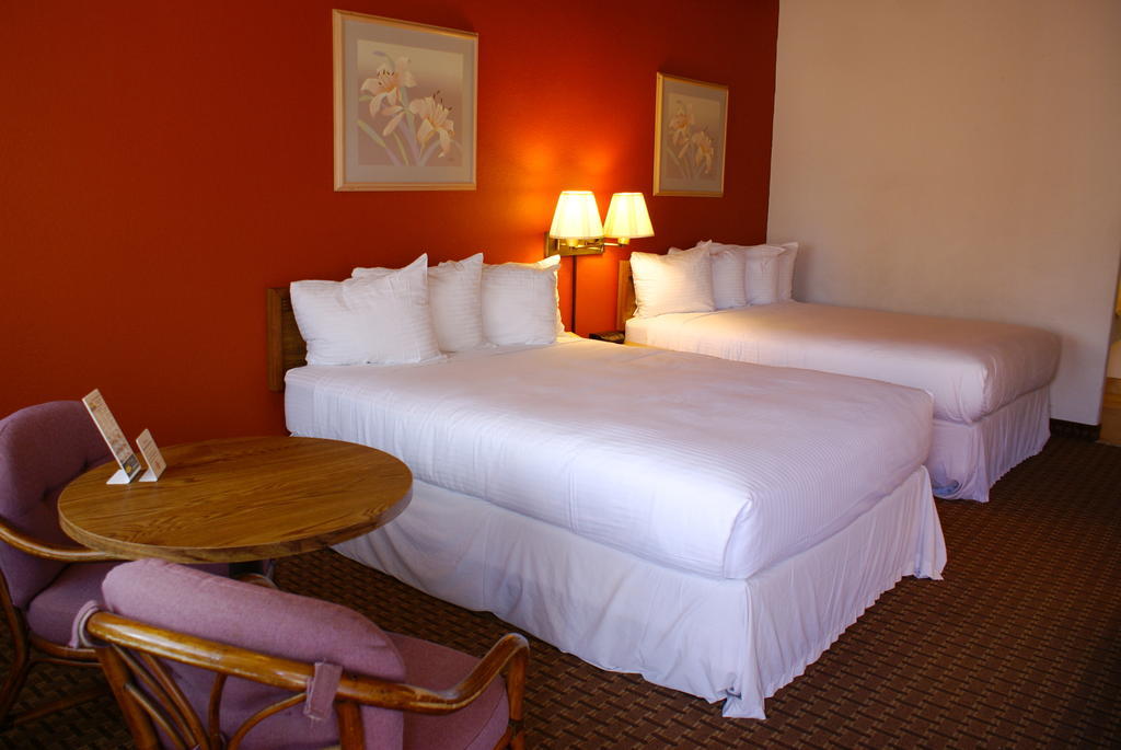 Days Inn Harbor View San Diego Habitación foto